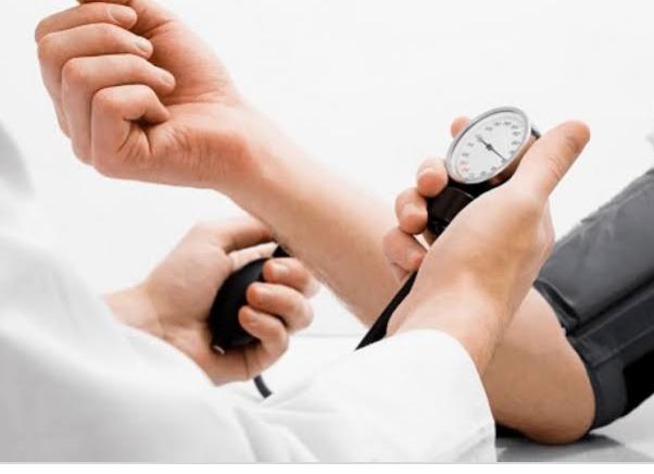 الأطعمة التي تقلل من ارتفاع ضغط الدم