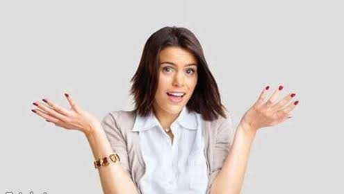 تعرف على حركات يد المرأة ومعانيها