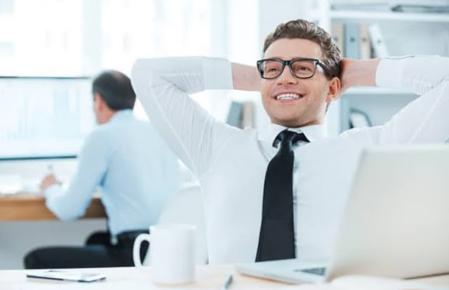 كيف تقع في حب وظيفتك كيف تقع في حب وظيفتك