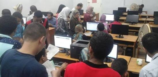 طلاب الثانوية الصناعية 