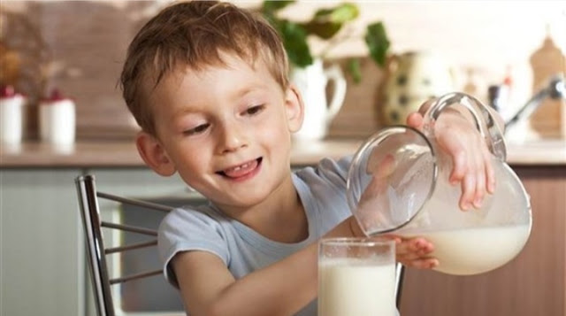 خطورة الحليب الصناعي على الأطفال خطورة الحليب الصناعي على الأطفال