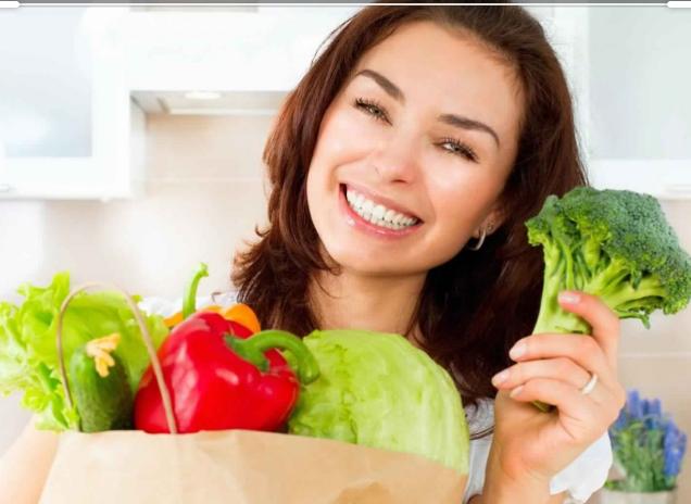 تعرفي على أهم الأطعمة والمشروبات التي تقلل من نسبة التوتر