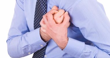 أعراض تعرف من خلالها أنك معرض للإصابة بنوبة قلبية