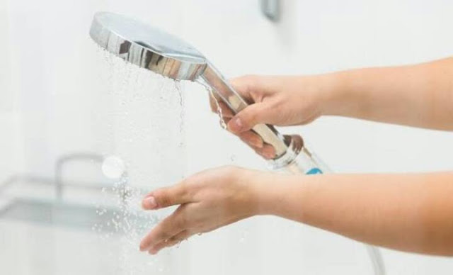 الاستحمام بالماء البارد