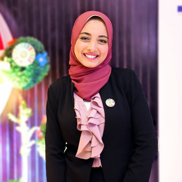 عهد هاني أفضل محرر بقسم الفن في حصريات لعام 2019 عهد هاني أفضل محرر بقسم الفن في حصريات لعام 2019