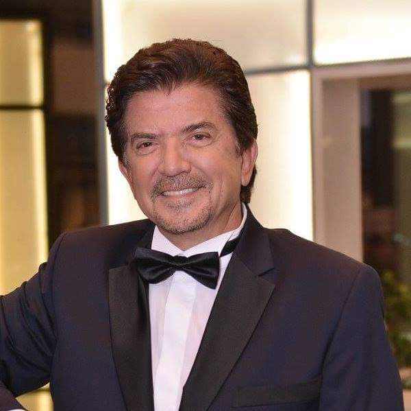 الفنان اللبناني وليد توفيق