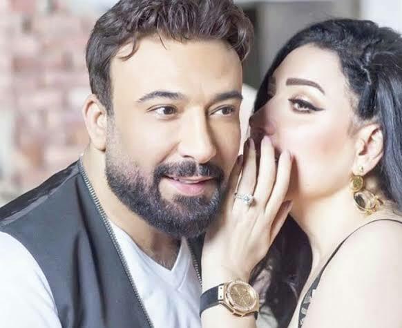 الفنانة عبير صبري وزوجها الفنانة عبير صبري وزوجها