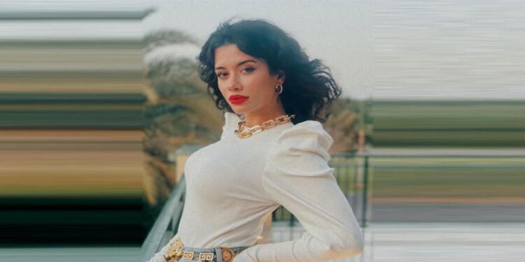 سينتيا خليفة